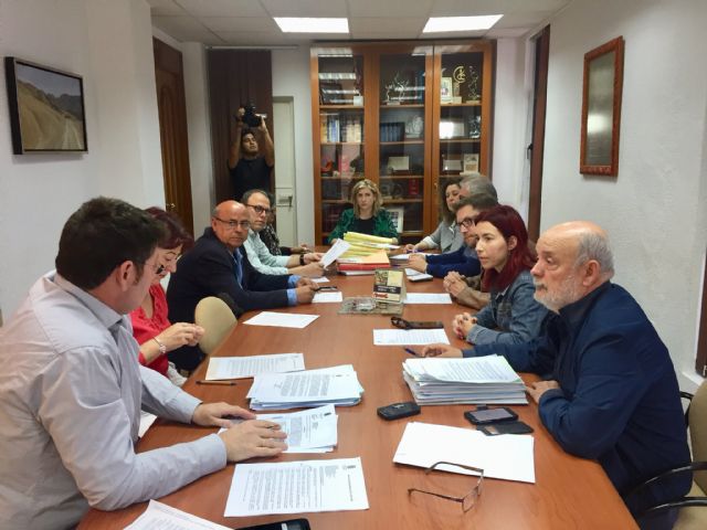 La Junta de Gobierno Local de Molina de Segura adjudica los servicios de vigilancia y seguridad en diversos edificios públicos por 151.779,38 euros - 1, Foto 1