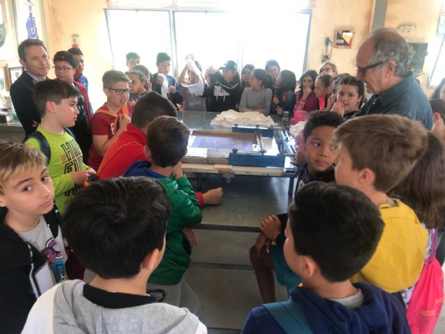 Taller de Serigrafía para niños por el artista Pepe Jiménez en La Ermita de la Colonia. - 3, Foto 3