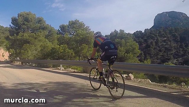 Salud anima a mantener la actividad física extremando las precauciones a la hora de salir a hacer deporte, Foto 1