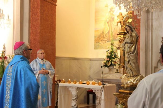 Nuestra Madre nos cuida, nos fortalece, nos protege, nos enseña y nos alienta - 2, Foto 2