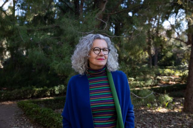 La periodista Amelia Castilla presenta ´Mis entierros de gente importante´ en Leer, Pensar e Imaginar - 1, Foto 1