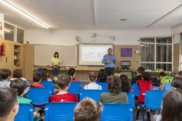 Cinfa y ANADI acercan la diabetes a casi 600 escolares navarros mediante un ciclo de charlas - 1, Foto 1