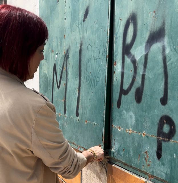 MC denuncia que hay okupas en la cantina del parque Antoñares de Los Barreros y descuido en su zona deportiva - 1, Foto 1