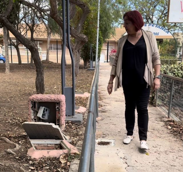 MC denuncia que hay okupas en la cantina del parque Antoñares de Los Barreros y descuido en su zona deportiva - 3, Foto 3