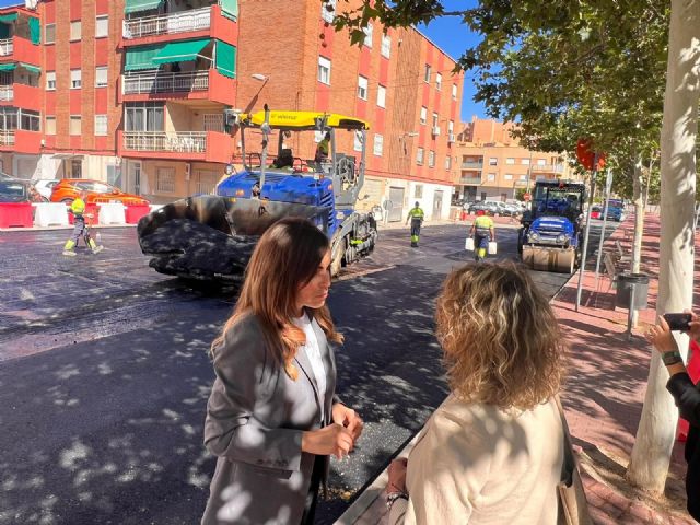 Más de 140.000 vecinos se benefician de la mejora del firme en caminos y carriles en una veintena de pedanías de Murcia - 2, Foto 2