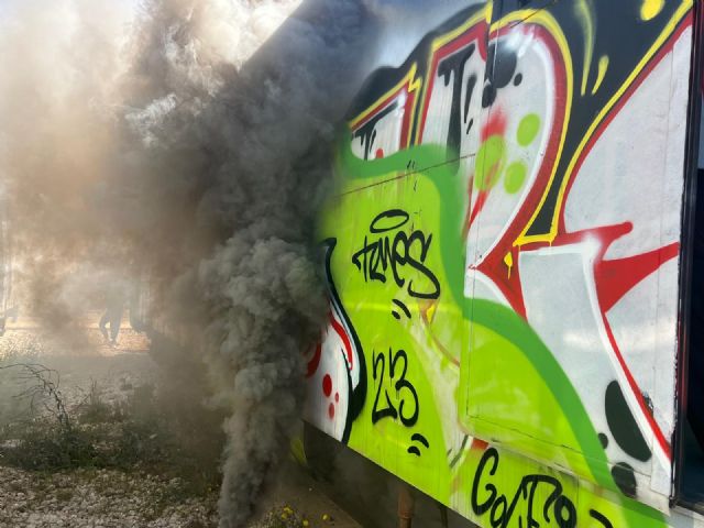 Bomberos de Murcia, Policía Local y Protección Civil participan en un simulacro de atentado terrorista en el EBAM - 2, Foto 2