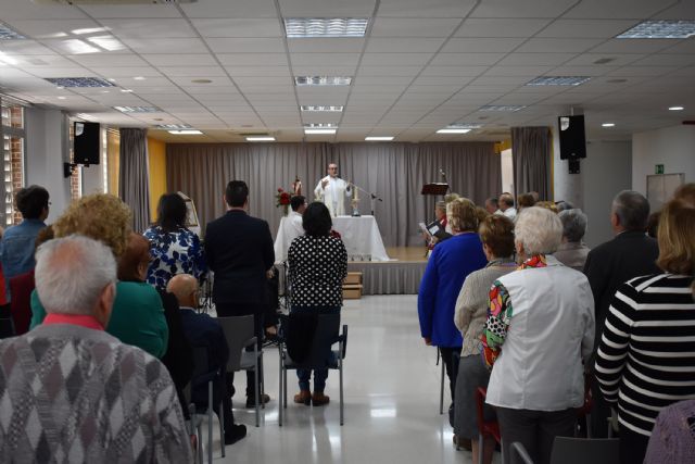 El centro social de personas mayores da por acabada su Semana Cultural con la celebración de una misa - 5, Foto 5