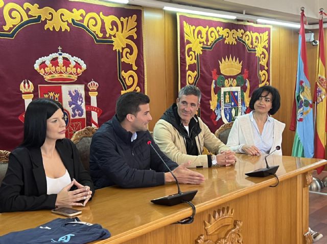 El exjugador del FC Barcelona y la UD Las Palmas, Ernesto García, presenta un clínic de porteros en Alguazas en julio - 1, Foto 1
