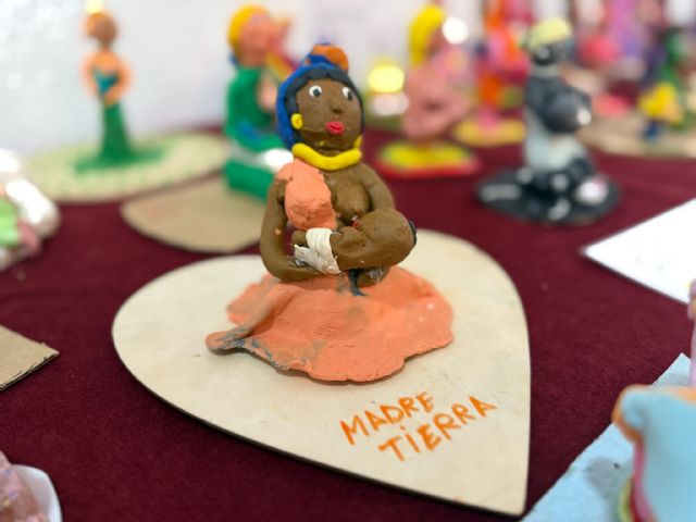 La Casa de Cultura acoge la exposición Lactancia en Plastilina - 1, Foto 1