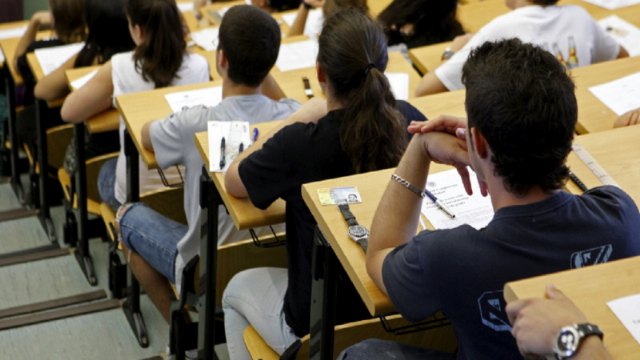 70 alumnos de tres centros educativos se presentan a las pruebas de Bachillerato francés - 1, Foto 1