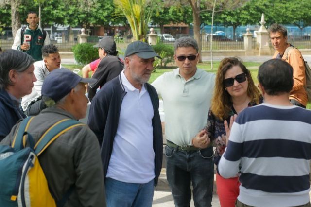José Luis Álvarez-Castellanos (IUVRM) visita la Asociación Abeto y apoya la movilización por las personas sin hogar en Murcia - 3, Foto 3