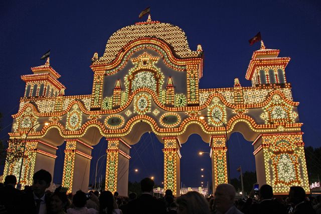 La Feria de Abril arrancó el 21 de abril tras la tradicional noche del “pescaíto” - 4, Foto 4