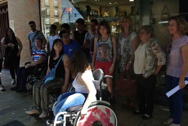 El Ayuntamiento de Murcia ofrece ayudas para desplazamientos en taxi de personas con discapacidad física - 3, Foto 3