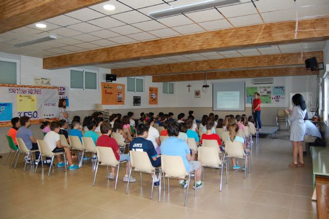 4ª SEMANA DEL HOSPITAL: Higiene postural para escolares - 3, Foto 3