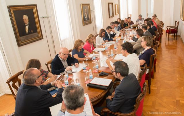 La Mesa Local de la Vivienda se constituye para aglutinar a todos implicados en la búsqueda de soluciones al problema habitacional - 4, Foto 4