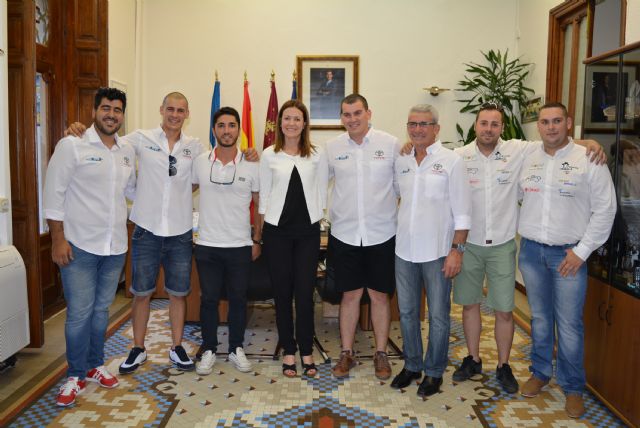 La alcaldesa y el edil de Deportes reciben al equipo aguileño ganador de la CUP180 - 1, Foto 1