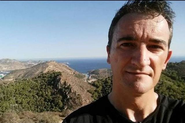 Bomberos, Policía Local y Protección Civil colaboran con la Guardia Civil en la búsqueda de un hombre desaparecido en el Monte Roldán - 1, Foto 1