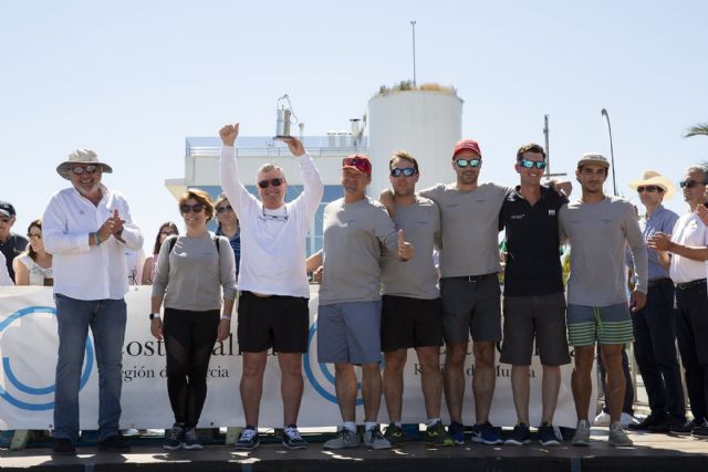 Saleroso 2.0 se proclama campeón absoluto de la XI regata solidaria carburo de plata - 2, Foto 2