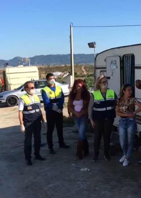 El Ayuntamiento de Murcia garantiza el abastecimiento de alimentos de primera necesidad a 358 personas que viven en 12 asentamientos - 3, Foto 3