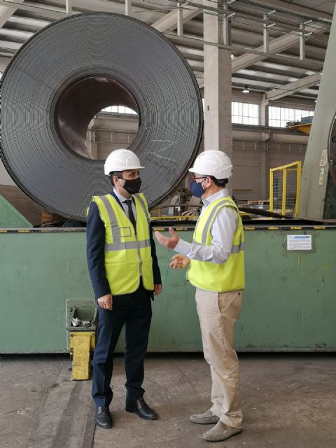 El director del INFO visita Noksel, empresa lorquina especializada en fabricación de tuberías helicosoldadas - 1, Foto 1