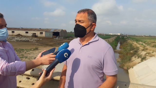 La falta de mantenimiento del canal de evacuación de la rambla de Biznaga en los últimos dos años provoca la obstrucción del cauce entre Purias y Campillo - 1, Foto 1