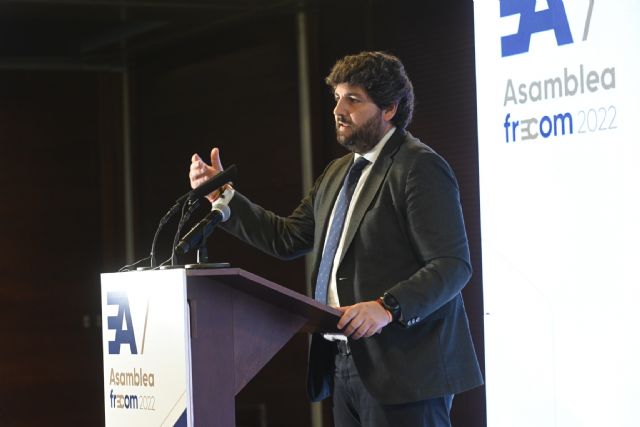 López Miras elogia en la Asamblea de Frecom la capacidad de reinventarse de la construcción tras dos años muy duros - 2, Foto 2