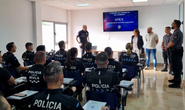 La Comunidad forma en tácticas y técnicas policiales, mediación y primeros auxilios a 150 agentes de las policías locales de 20 municipios - 1, Foto 1