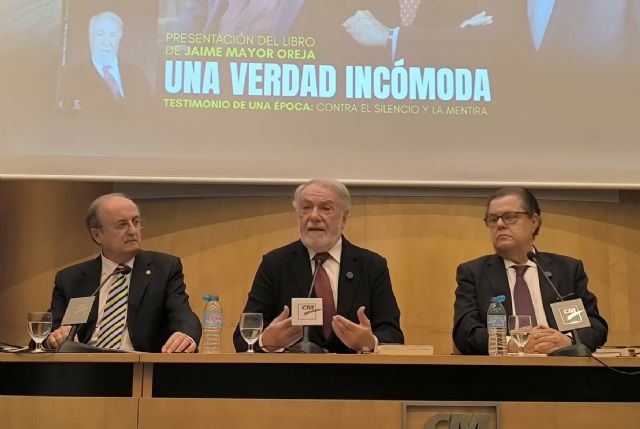 Jaime Mayor Oreja: «Es necesario articular una alternativa al frente de izquierdas que quiere destruir España» - 2, Foto 2