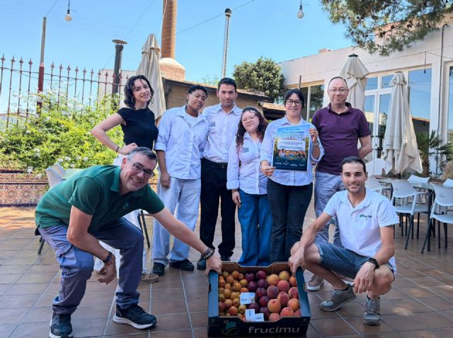 Frucimu celebra ´De nuestros campos para nuestro pueblo´, una jornada de unión que reunió a toda su plantilla en torno al producto de Mula - 2, Foto 2