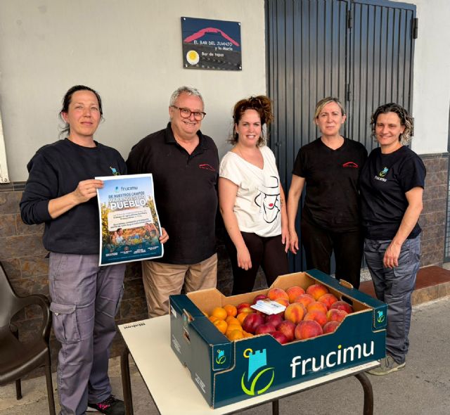 Frucimu celebra ´De nuestros campos para nuestro pueblo´, una jornada de unión que reunió a toda su plantilla en torno al producto de Mula - 4, Foto 4