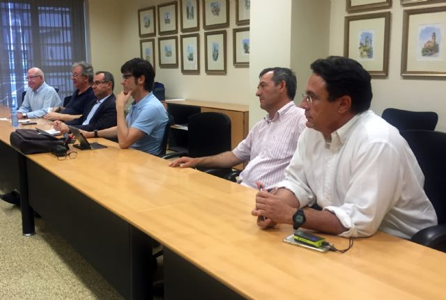 El COIARM nombra a su ex decano Manuel Aguilera como colegiado de honor - 3, Foto 3