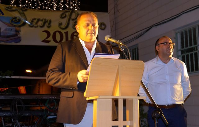 El pregón de Rafael Fuentes da por iniciadas las fiestas del barrio torreño de San Pedro - 1, Foto 1