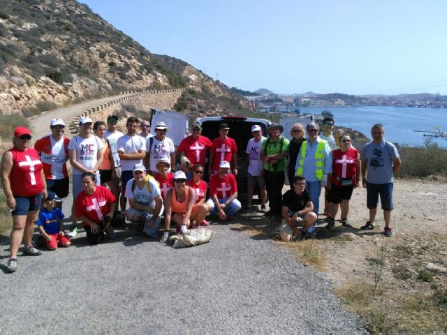 MC lleva a cabo la II Jornada de convivencia y limpieza de la Batería de Fajardo - 1, Foto 1