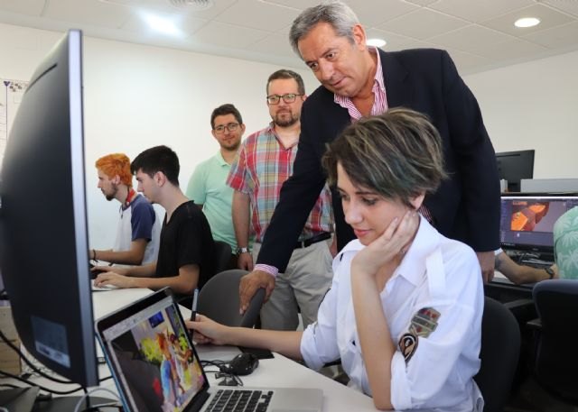 La Comunidad apoya con 100.000 euros a las empresas productoras de videojuegos de la Región - 1, Foto 1