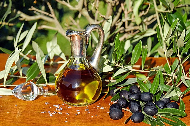 ASOLIVA presiona al Gobierno de España para que adopte medidas urgentes que contrarresten la amenaza de nuevos aranceles a los aceites de oliva en EEUU - 1, Foto 1