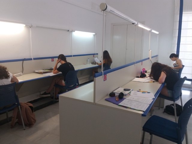 Horario de verano de la biblioteca municipal y salas de estudio de Alhama (actualizado), Foto 1