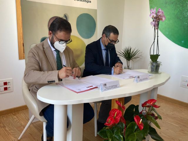 La Fundación Poncemar y la Universidad de Murcia amplían el convenio de colaboración para el mantenimiento de la 'Cátedra Poncemar de Gerontología' - 2, Foto 2