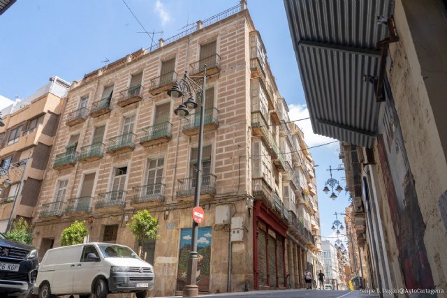Urbanismo concede licencia de rehabilitación para un edificio de la calle Palas - 1, Foto 1