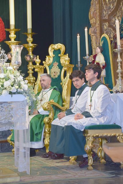 Toma de posesión y jura de cargo de la Hermandad de la Vera-cruz de Alcalá del Río - 3, Foto 3