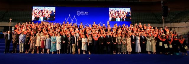 La Facultad de Economía y Empresa de la UCAM gradúa a su promoción 21-22, con alumnos de más de 50 nacionalidades - 1, Foto 1