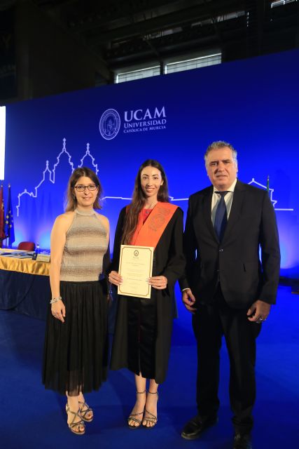 La Facultad de Economía y Empresa de la UCAM gradúa a su promoción 21-22, con alumnos de más de 50 nacionalidades - 2, Foto 2