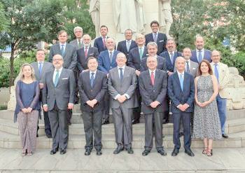 Francisco Vélez, reelegido presidente del Consejo de cofradías de Sevilla con 101 votos de los Hermanos Mayores a su Favor - 1, Foto 1