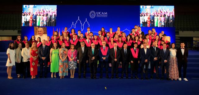 Los estudiantes de Medicina, Odontología y Psicología de la UCAM se gradúan - 3, Foto 3