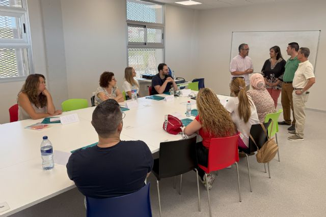 Comienza el 100x100 Activación, programa de inserción laboral del SEF - 3, Foto 3