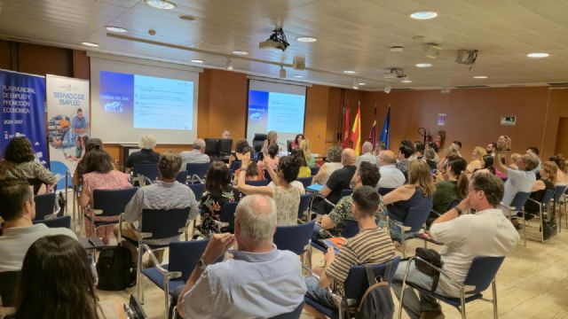 Murcia identifica los sectores con más demanda laboral y oportunidades de emprendimiento para reforzar su Plan Municipal de Empleo - 2, Foto 2