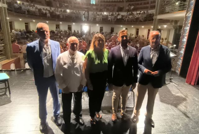 Más de 400 personas rinden su merecido homenaje a José María Alcaraz, fundador y chef de Los Churrascos - 5, Foto 5
