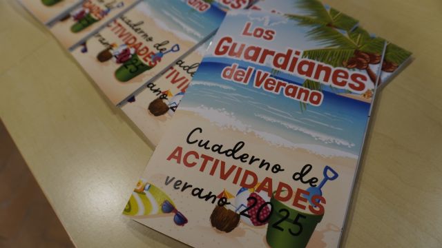 La Unidad de Agente Tutor de Los Alcázares presenta su memoria del curso 2024/2025: 148 charlas impartidas y más de 3.700 alumnos alcanzados - 1, Foto 1