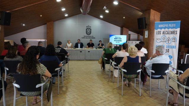 La Unidad de Agente Tutor de Los Alcázares presenta su memoria del curso 2024/2025: 148 charlas impartidas y más de 3.700 alumnos alcanzados - 4, Foto 4