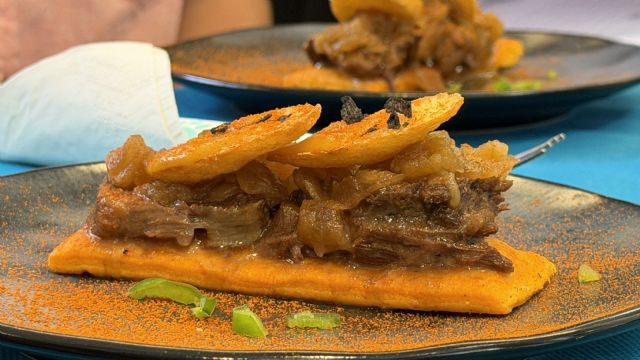 Tapería Mimo´s, ganador de las Jornadas Gastronómicas del Pimentón de Murcia D.O.P. en Lorca con una carrillada en salsa Oporto sobre base de crespillo - 2, Foto 2