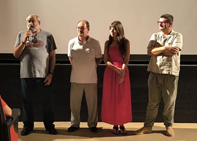 La segunda proyección del documental sobre La Algameca Chica vuelve a llenar el aforo del Luzzy en menos de un mes - 2, Foto 2